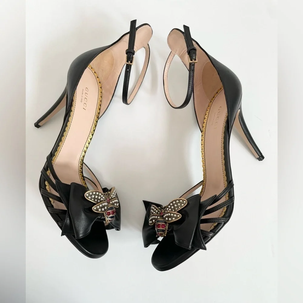 Gucci Black Nappa Leather Charlotte Queen Margaret bee embellished heels EU 38.5 - Picture 4 of 10